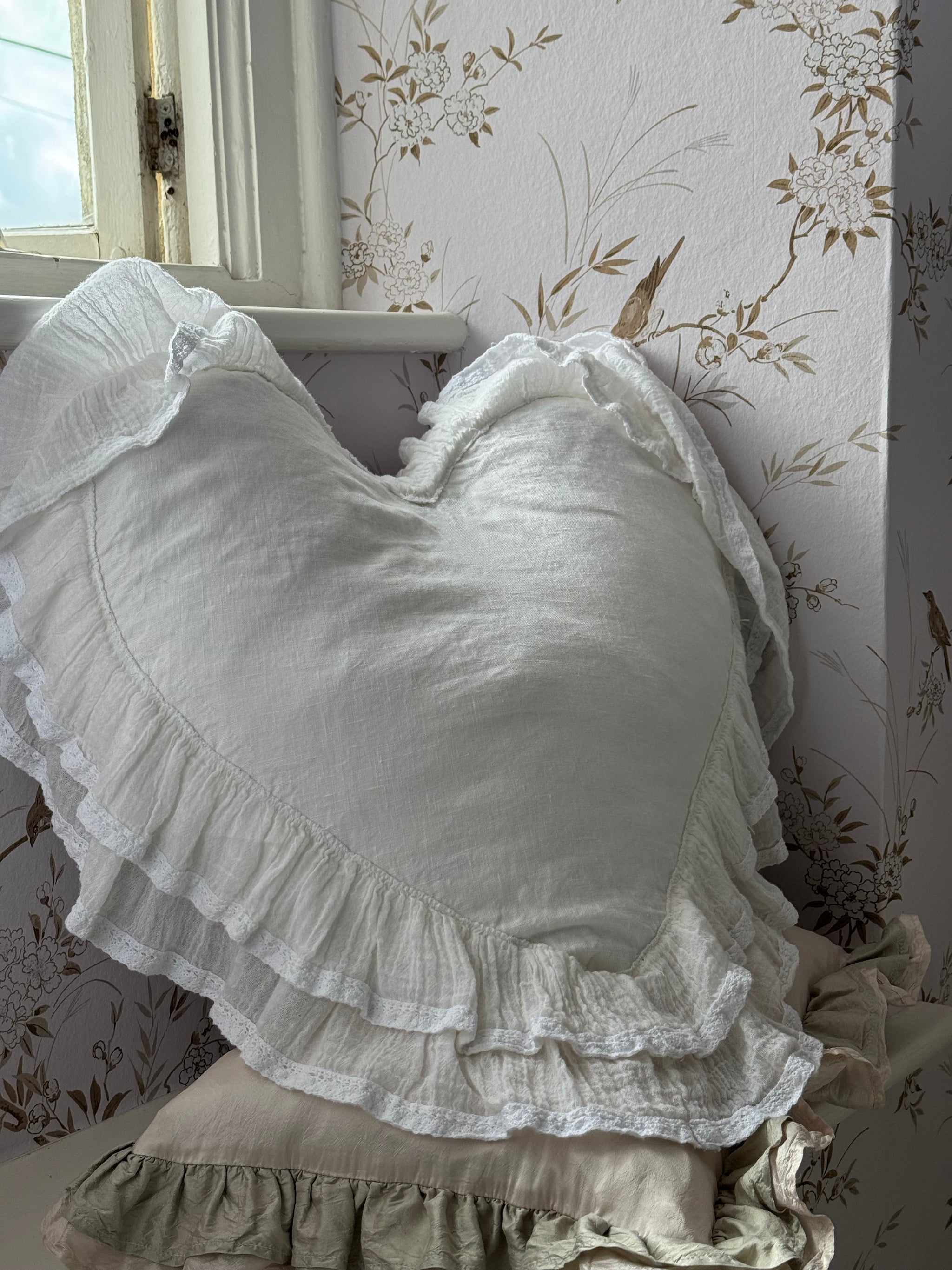 Hot ShabbyChic and Tabitha Webb Heart Pillows