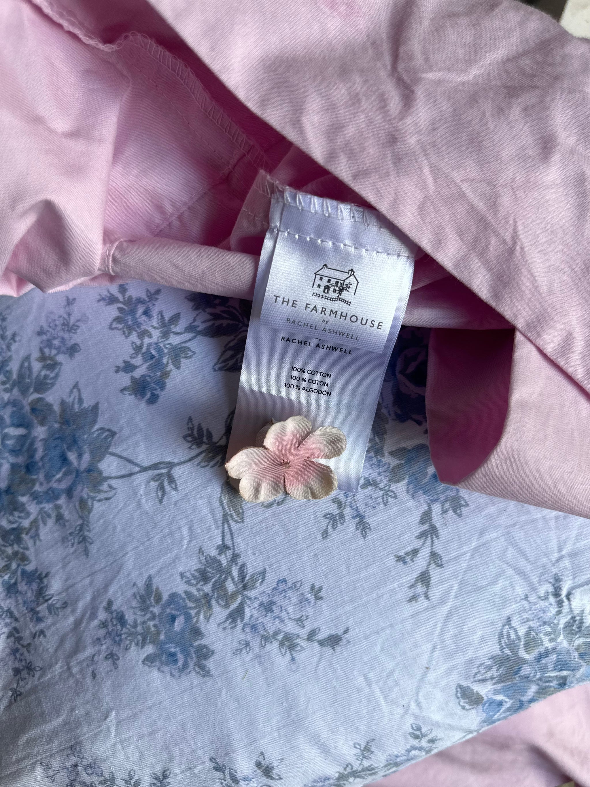 SIMPLY SHABBY CHIC popular TWIN PINK FLORAL SHEET SET