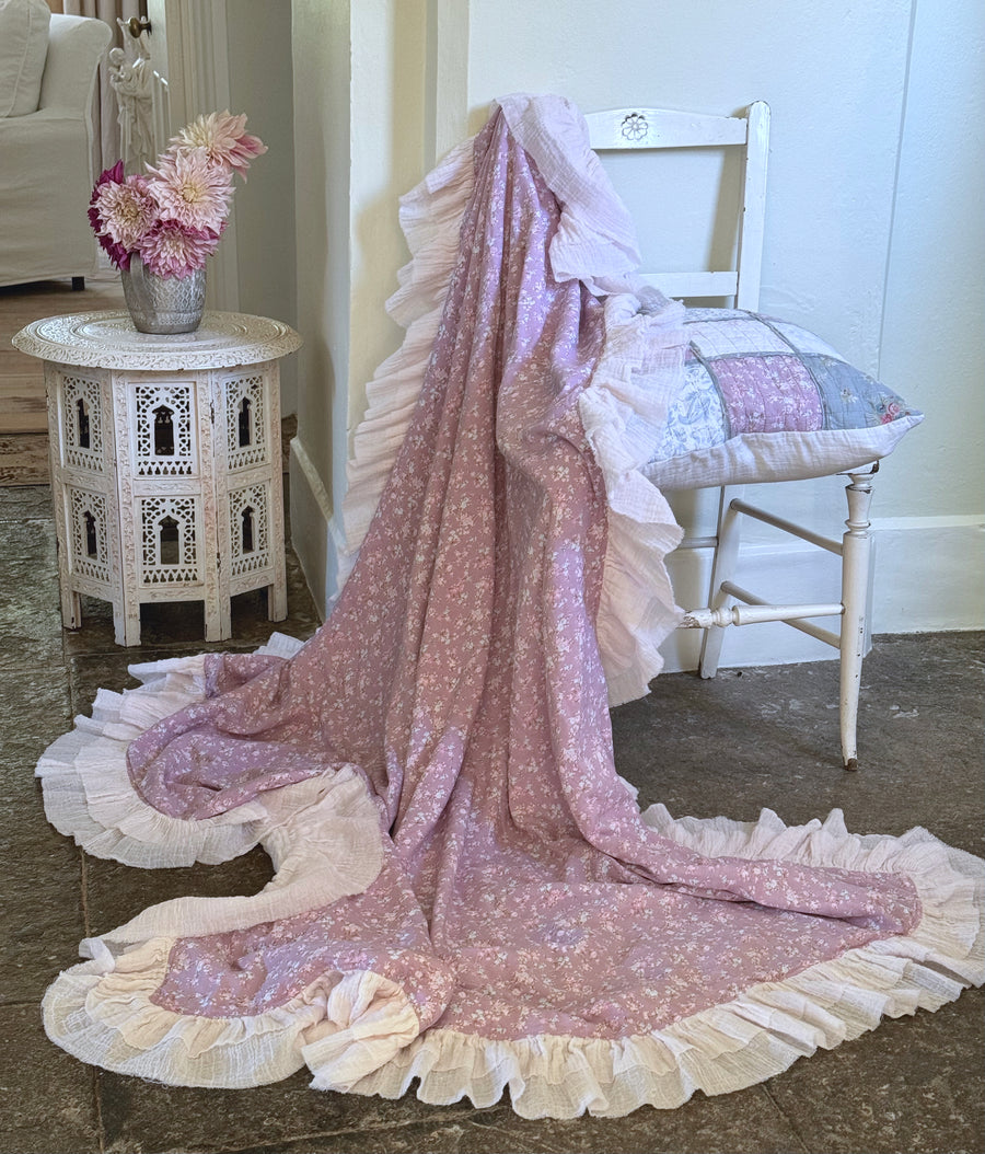 Georgie Ditsy Gauze Ruffle Throw