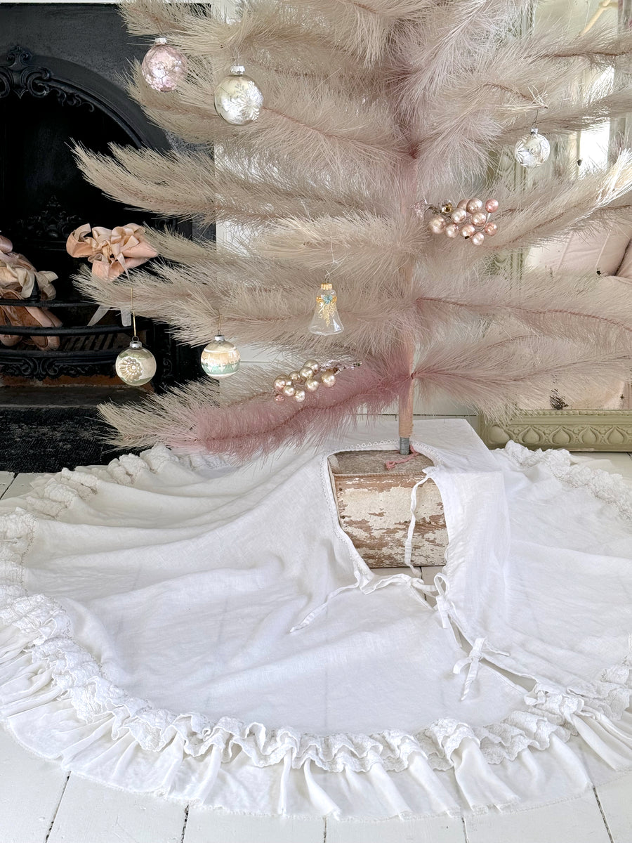 White Lace & Petticoat Treeskirt